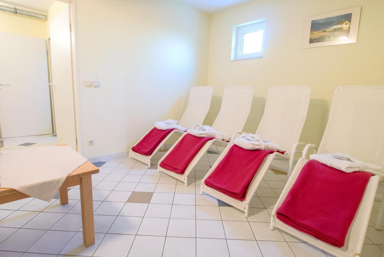 Residenz Am Strand Wohnung 1-17 Цингст Екстер'єр фото